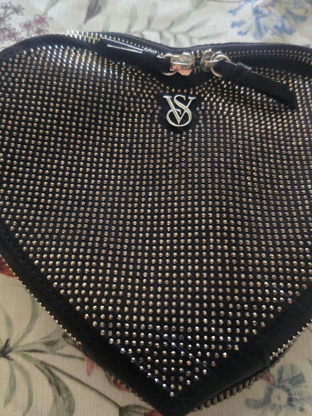 VS Heart-Shaped Studded Zip Purse - Black with Silver Studs